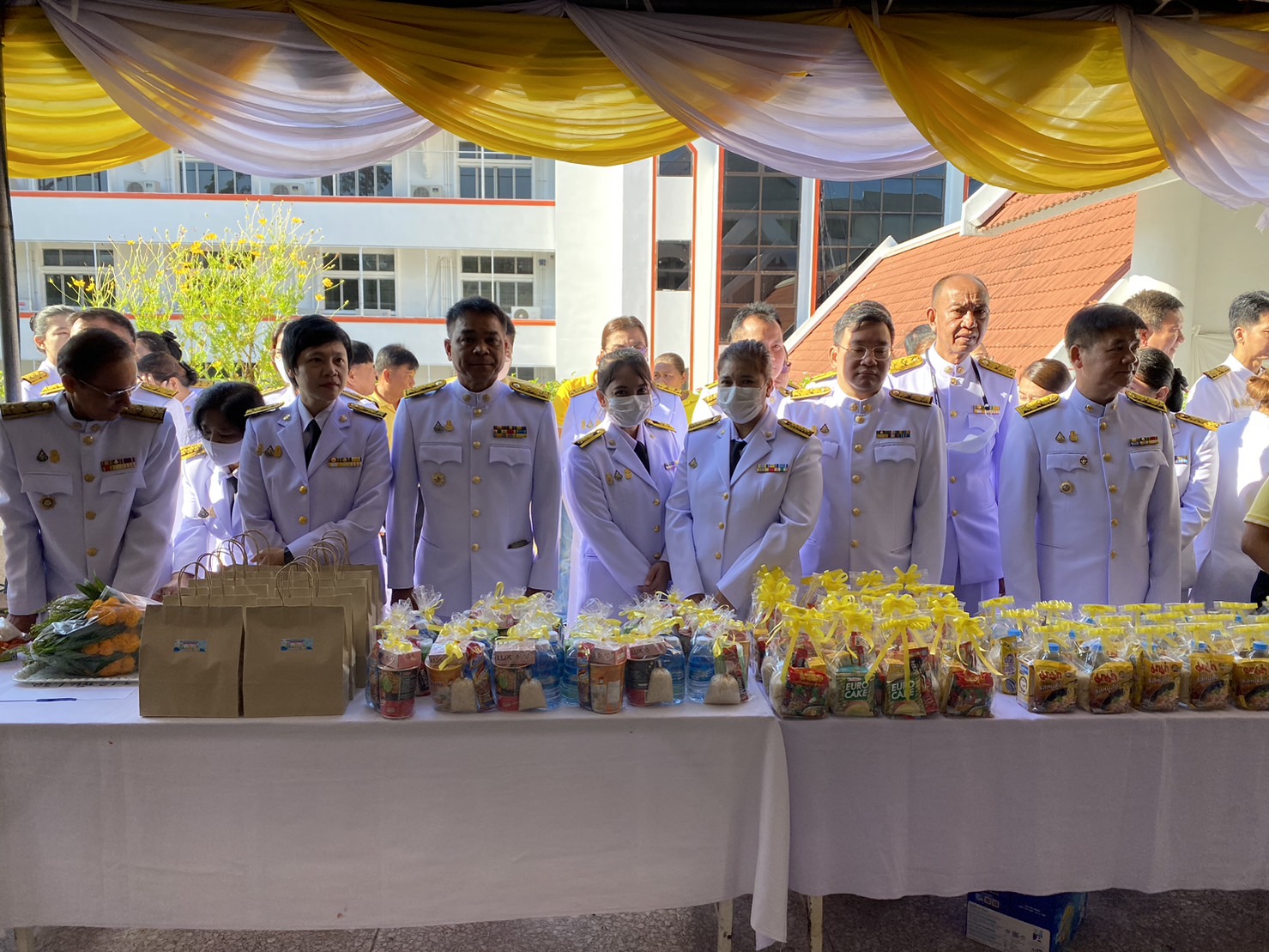 ส.ป.ก.สระแก้ว ร่วมกิจกรรมเนื่องในวันนวมินทรมหาราช 13 ตุลาคม 2566 อบด้วย พิธีทำบุญตักบาตรถวายพระราชกุศล และพิธีวางพวงมาลา  ณ หอประชุมปางสีดา ศาลากลางจังหวัดสระแก้ว