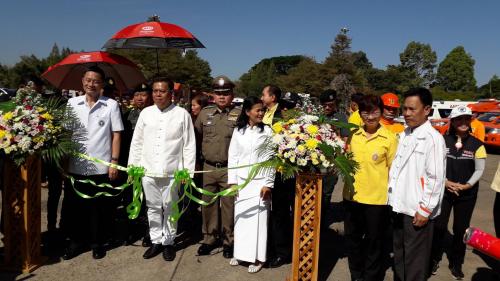 นางสาวจันทนา  จิตการค้า ปฏิรูปที่ดินจังหวัดสกลนคร ร่วมพิธีเปิดงานศูนย์ปฏิบัติการป้องกันและลดอุบัติเหตุทางถนน ช่วงเทศกาลปีใหม่ พ.ศ.๒๕๖๒