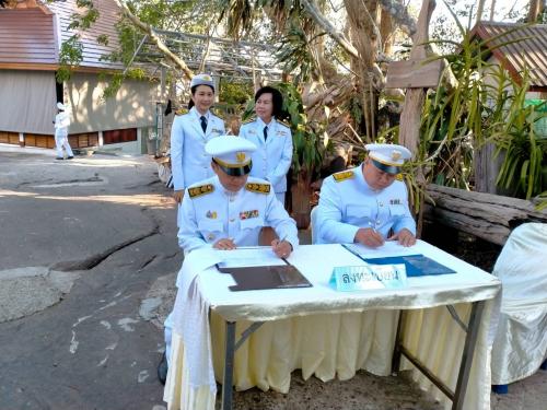 พิธีอัญเชิญพวงดอกไม้พระราชทาน สมเด็จพระนางเจ้าสิริกิติ์พระบรมราชินีนาถ พระบรมราชชนนีพันปีหลวง