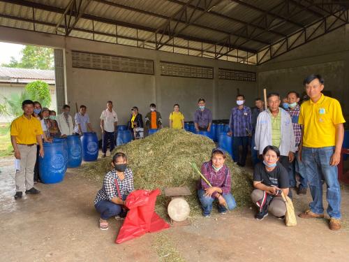นำเกษตรกรกลุ่มแปลงใหญ่ประเภทแปลงใหม่ศึกษาดูงานการเรียนรู้การบริหารจัดการการเลี้ยงโคขุนและอาหารสัตว์ ณ ศูนย์วิจัยและพัฒนาอาหารสัตว์สกลนคร และกลุ่มแปลงใหญ่โคขุนตำบลไร่  อำเภอพรรณนานิคม 