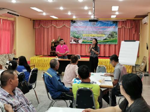 จัดฝึกอบรมเชิงปฏิบัติการและศึกษาดูงานโครงการ  ระบบส่งเสริมการเกษตรแบบแปลงใหญ่ (ปีที่ 1)