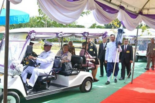 ส.ป.ก.สระบุรีร่วมเฝ้าฯรับเสด็จสมเด็จพระเทพรัตนราชสุดาฯสยามบรทราชกุมารี เสด็จพระราชดำเนินทางเปิดการประชุมวิชาการและนิทรรศการทรัพยากรไทย:ศักยภาพมากล้นมีให้เห็น