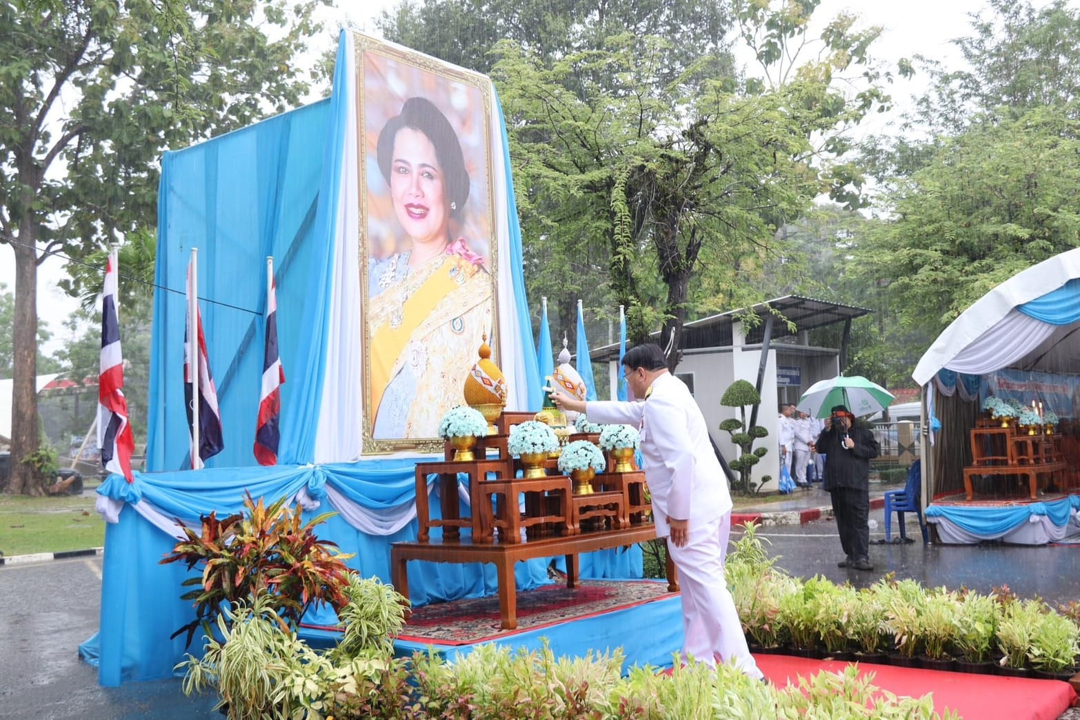 ปฏิรูปที่ดินจังหวัดสตูล ร่วมพิธีเจริญพระพุทธมนต์ และพิธีทำบุญตักบาตรพระสงฆ์และสามเณร 93 รูป ถวายเป็นพระราชกุศล เนื่องในโอกาสวันเฉลิมพระชนมพรรษา 92 พรรษา สมเด็จพระนางเจ้าสิริกิติ์ พระบรมราชินีนาถ พระบรมราชชนนีพันปีหลวง 12 สิงหาคม 2567