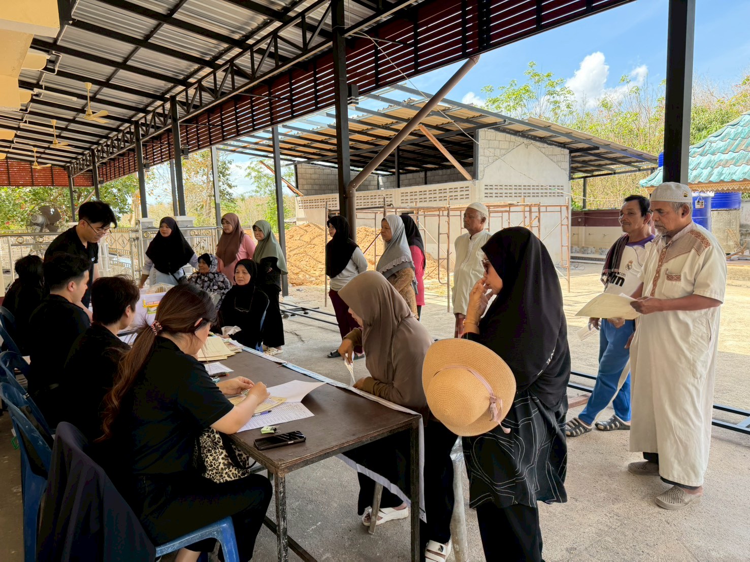 title - ส.ป.ก.สตูล มอบโฉนดเพื่อการเกษตรให้แก่เกษตรกร จำนวน 108 แปลง