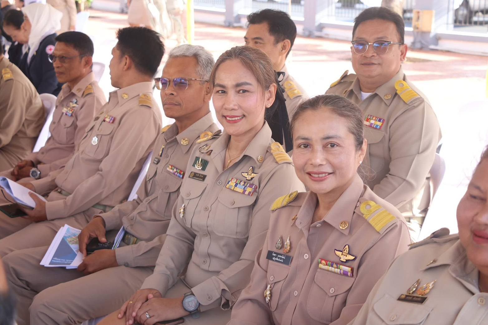 title - ปฏิรูปที่ดินจังหวัดสตูล ร่วมพิธีกระทำสัตย์ปฏิญาณตนต่อธงประจำกองร้อยอาสารักษาดินแดน เนื่องในวันคล้ายวันสถาปนากองอาสารักษาดินแดน ครบรอบ 72 ปี