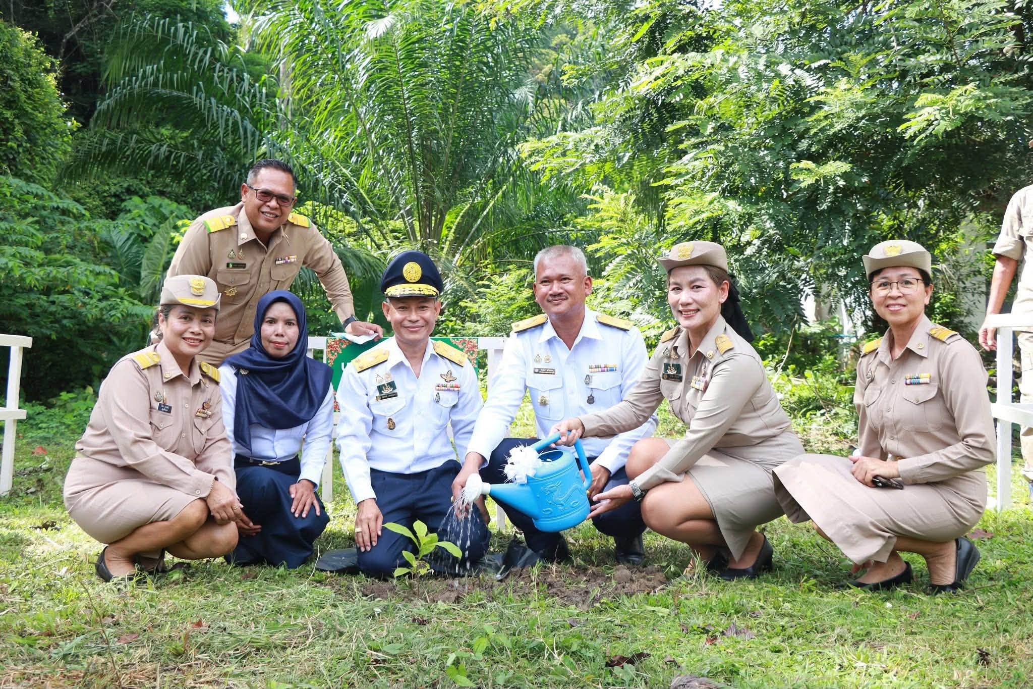title - ปฏิรูปที่ดินจังหวัดสตูลร่วมพิธีปล่อยพันธุ์สัตว์น้ำเฉลิมพระเกียรติ เนื่องในโอกาสวันเฉลิมพระชนมพรรษา พระบาทสมเด็จพระเจ้าอยู่หัว