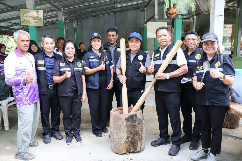 title - ผู้ตรวจราชการกระทรวงเกษตรและสหกรณ์ เขตตรวจราชการที่ 6 ลงพื้นที่ติดตามผลการดำเนินงานของวิสาหกิจชุมชนบ้านโตนปาหนัน (โกปี้บ้านโตน)