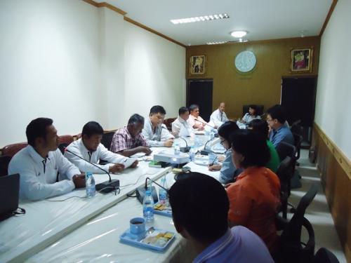 การจัดประชุมหารือเพื่อแก้ไขปัญหาเกษตรกรเรียกร้องสิทธิเข้าทำประโยชน์ในที่สาธารณะประโยชน์ทุ่งกรอกแบก 
