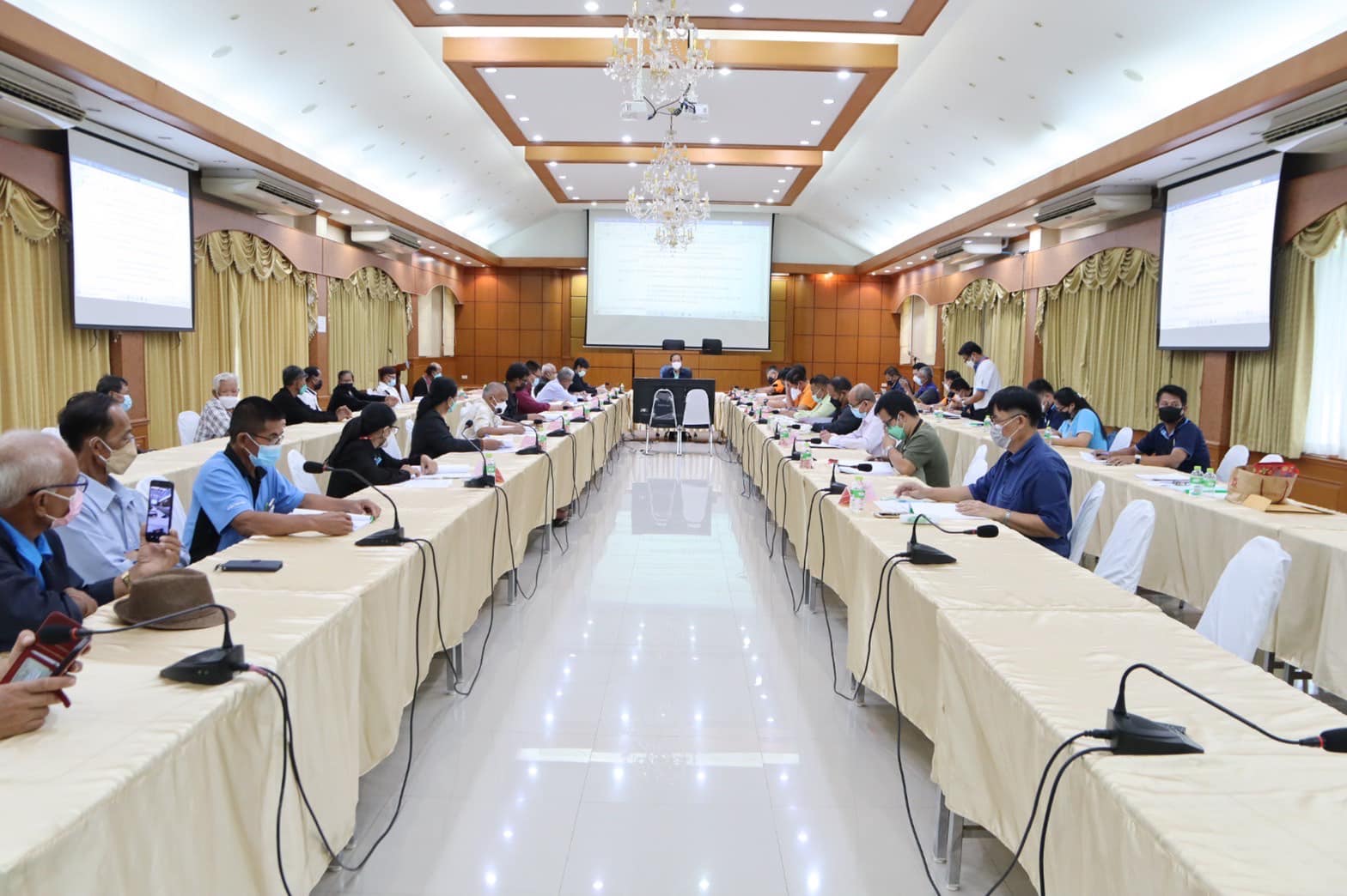 ประชุมคณะอนุกรรมการแก้ไขปัญหาผลกระทบจากโครงการฝายราษีไศล จังหวัดศรีสะเกษ