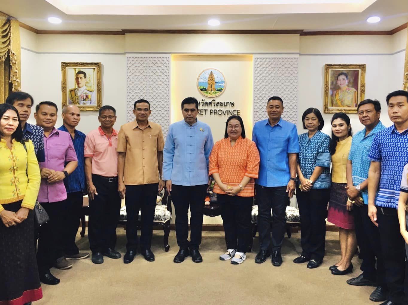 เข้าขอรับพรกับผู้บริหารจังหวัดศรีสะเกษ เนื่องในวันขึ้นปีใหม่ 2567
