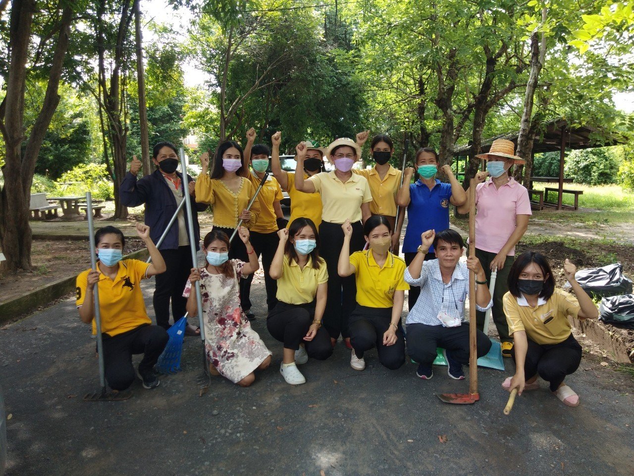 กิจกรรมจิตอาสาบำเพ็ญสาธารณประโยชน์และบำเพ็ญสาธารณกุศลเฉลิมพระเกียรติ สมเด็จพระนางเจ้าสิริกิติ์ พระบรมราชินีนาถ พระบรมราชชนนีพันปีหลวง 