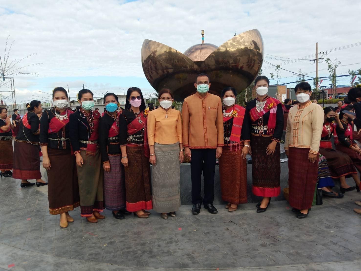 สู่ขวัญบ้าน บายศรีเมือง รุ่งเรื่อง 239 ปี จังหวัดศรีสะเกษ 