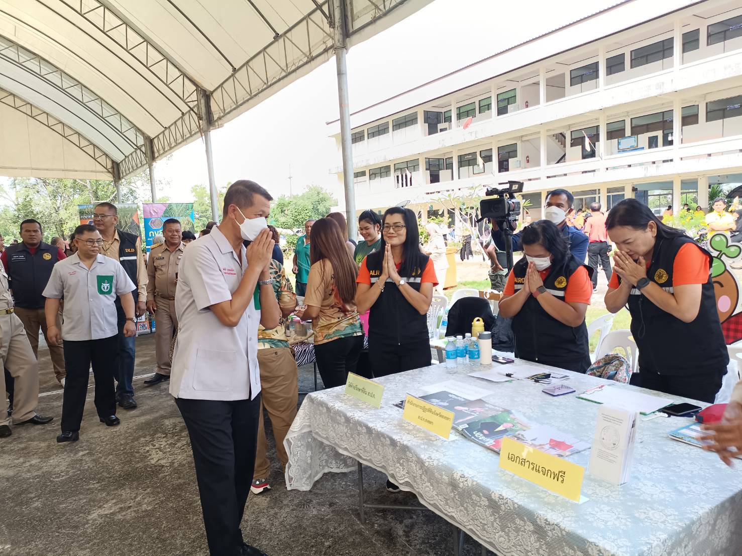 ส.ป.ก.สงขลา ร่วมโครงการจังหวัดเคลื่อนที่ หน่วยบำบัดทุกข์ บำรุงสุข สร้างรอยยิ้มให้ประชาชน จังหวัดสงขลา