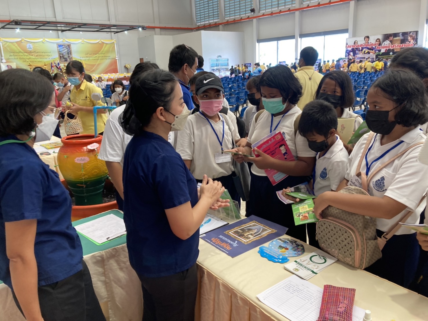 ส.ป.ก.สงขลาร่วมจัดโครงการคลินิกเกษตรเคลื่อนที่ในพระราชานุเคราะห์ สมเด็จพระบรมโอรสาธิราชฯ สยามมกุฎราชกุมาร 