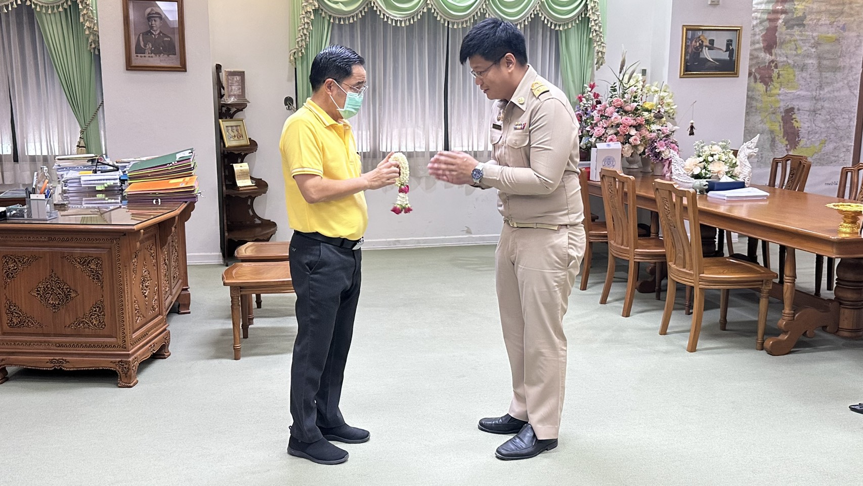 รายงานตัวในโอกาสย้ายมาดำรงตำแหน่งปฏิรูปที่ดินจังหวัดสุโขทัย (นายศรัณย์วิทย์ เกษศรี)