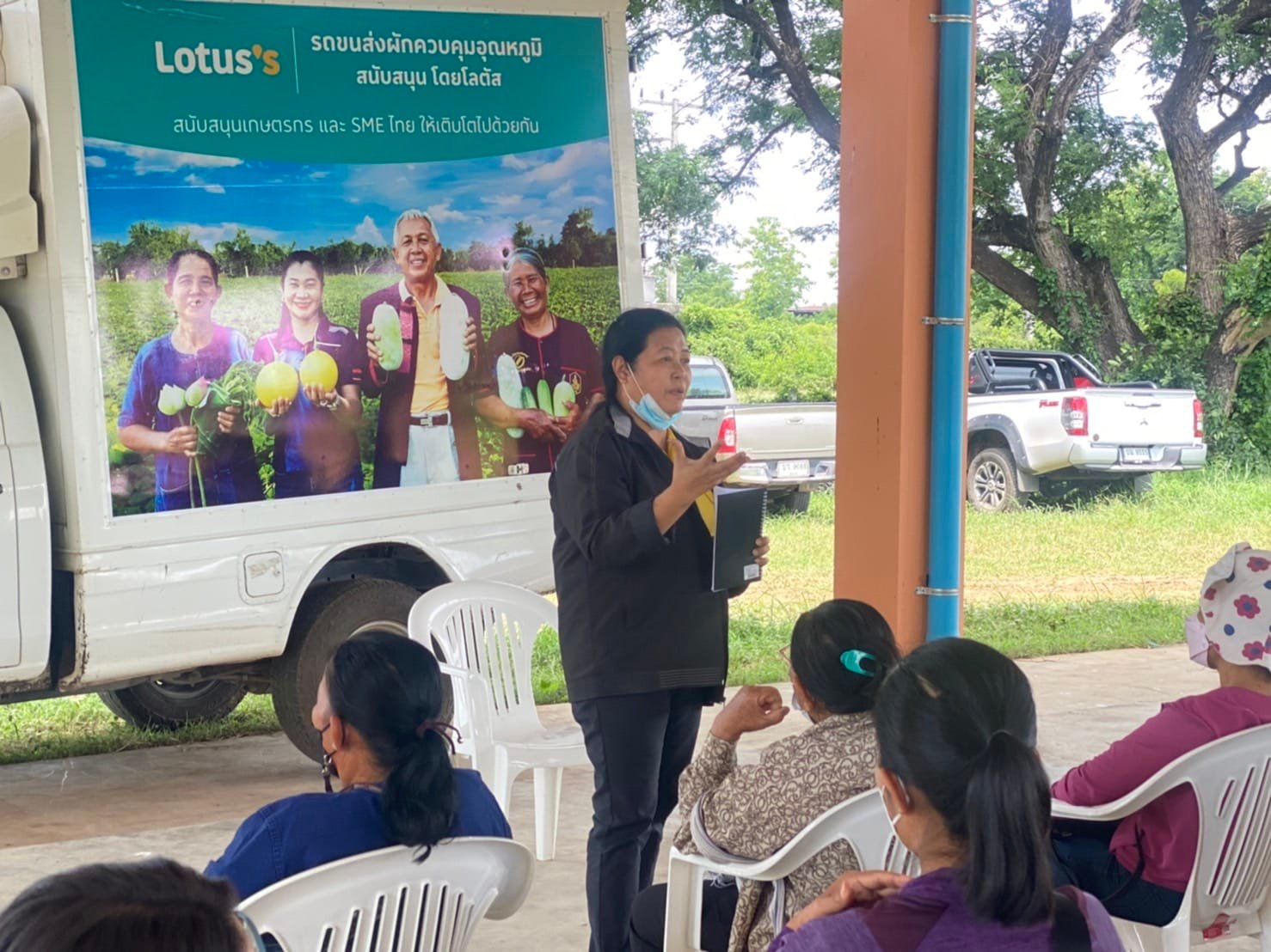 ศึกษาดูงานและขั้นตอนการปลุกผักส่งโลตัส ณ สหกรณ์นิคมหนองบัวพัฒนาจำกัด