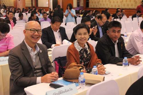 การสัมมนา เรื่อง การติดตามผลการดำเนินงานไตรมาส ๔ และการจัดทำแผนปฏิบัติการของ ส.ป.ก.ปีงบประมาณ ๒๕๖๐