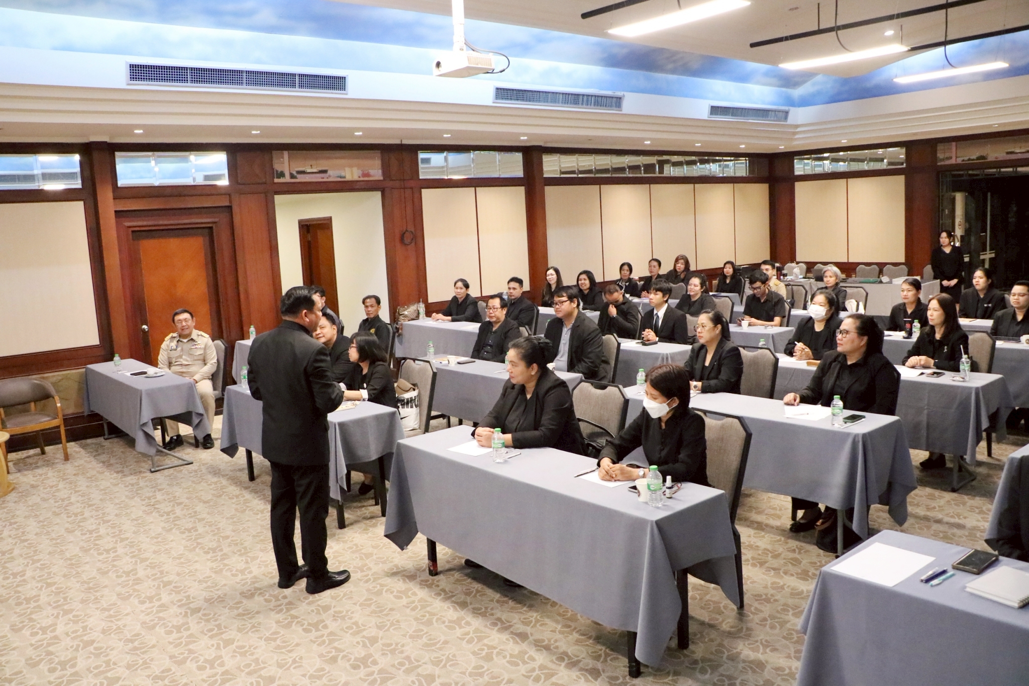 title - ส.ป.ก. จัดโครงการฝึกอบรม หลักสูตร “การพัฒนาทักษะการเป็นวิทยากรมืออาชีพ”