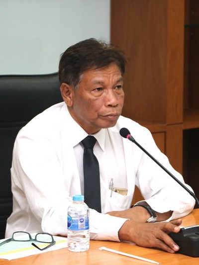 นายฉลอง มณีโชติ
