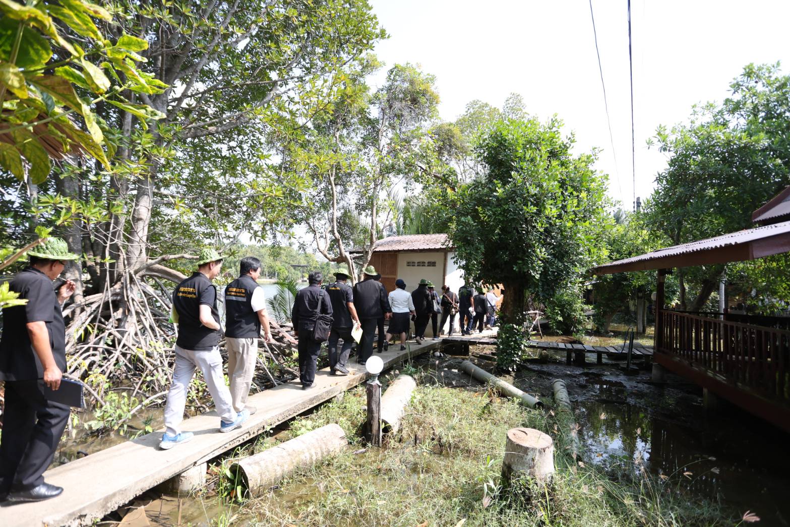 title - ผอ.สพท. ร่วมตรวจข้อมูลเชิงประจักษ์ผู้เข้ารับการสรรหาปราชญ์เกษตรของแผ่นดิน สาขาเศรษฐกิจพอเพียง