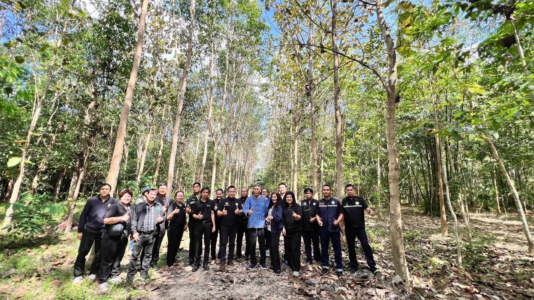 title - ผอ.สพท. ร่วมตรวจข้อมูลเชิงประจักษ์ผู้เข้ารับการสรรหาปราชญ์เกษตรของแผ่นดิน สาขาปราชญ์ผู้นำชุมชนและเครือข่าย รายนายบุญส่ง นับทอง