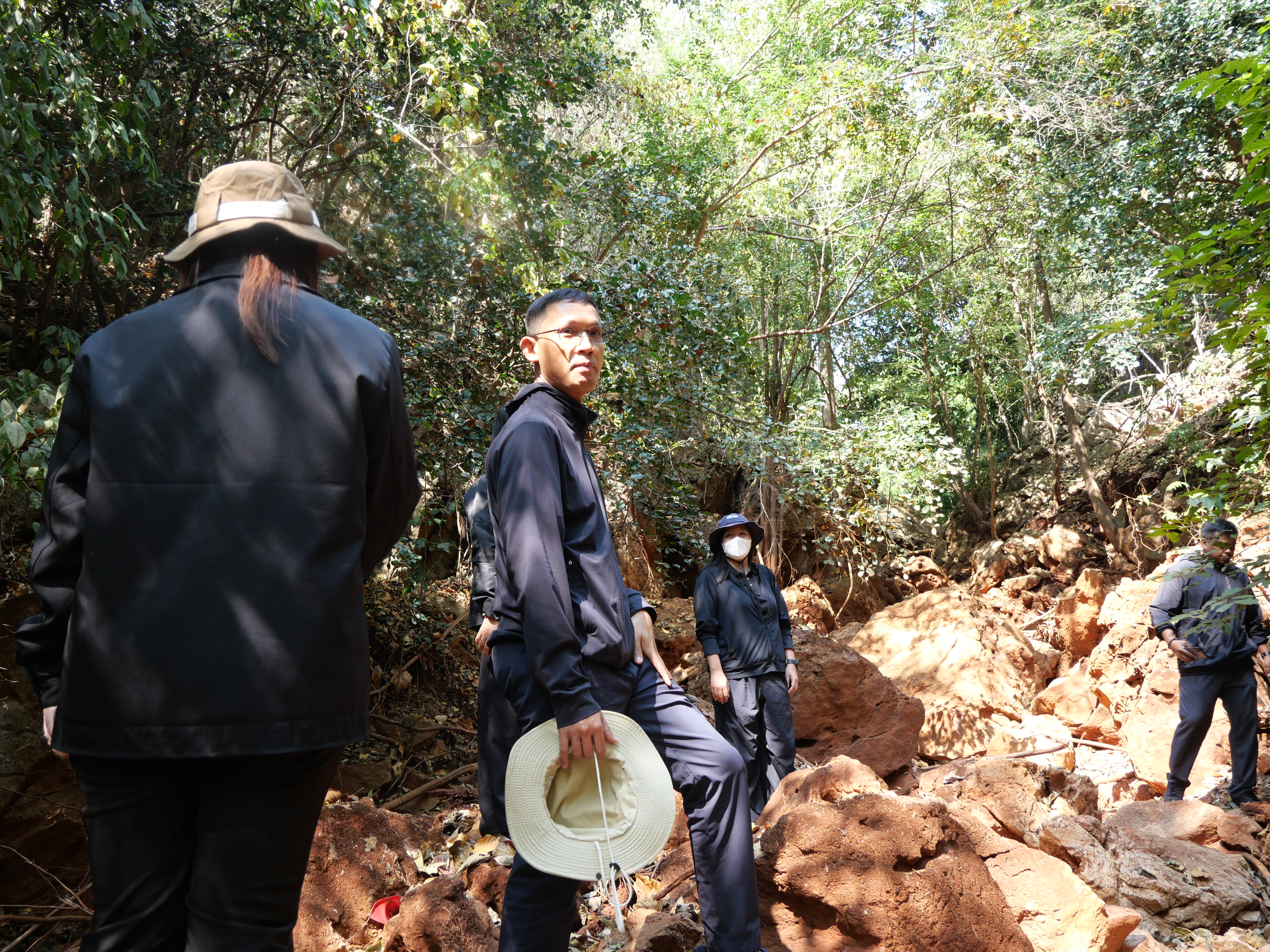 title - กพม. ติดตามความคืบหน้าตลาดเกษตร คทช.สิงห์ จ.กาญจนบุรี ระยะที่ 1