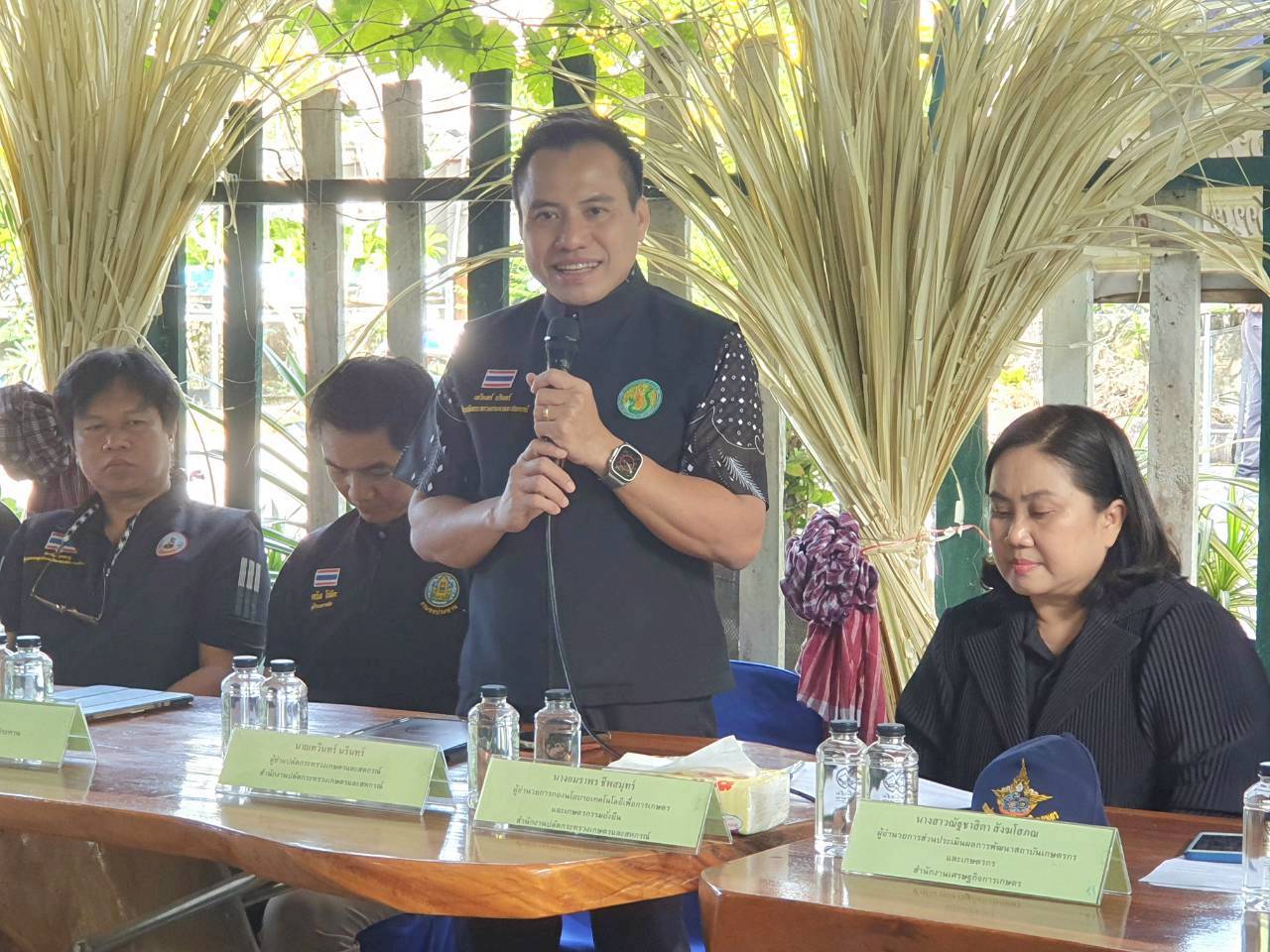 title - ผอ.สพท. ร่วมตรวจข้อมูลเชิงประจักษ์ผู้เข้ารับการสรรหาปราชญ์เกษตรของแผ่นดิน สาขาเศรษฐกิจพอเพียง รายนายสุดดิน ซาชา