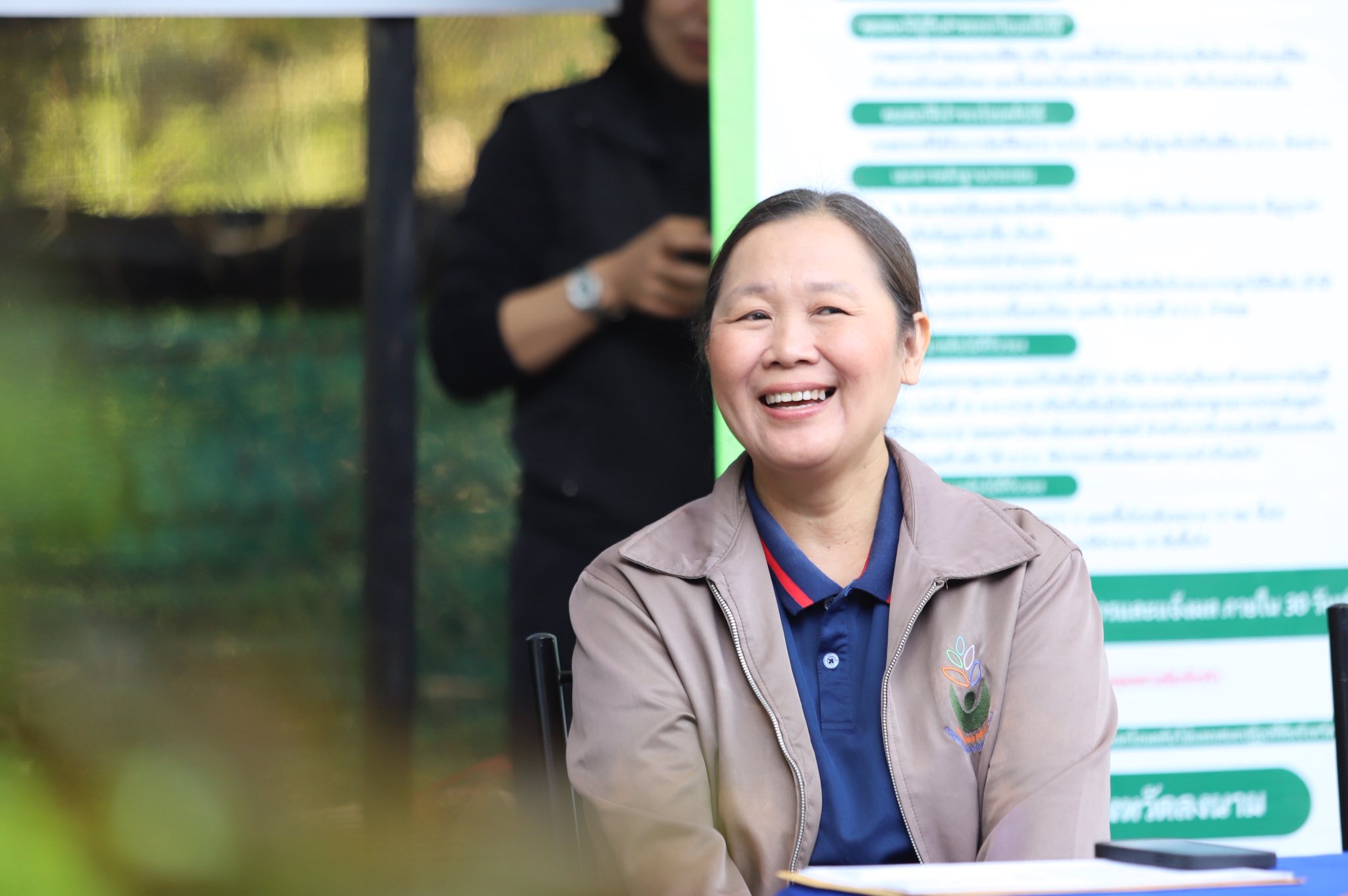 title - เกษตรกรปลื้ม เลขาธิการ ส.ป.ก. ตรวจเยี่ยมความสำเร็จต้นแบบ Smart Farmer จ.ลำพูน 