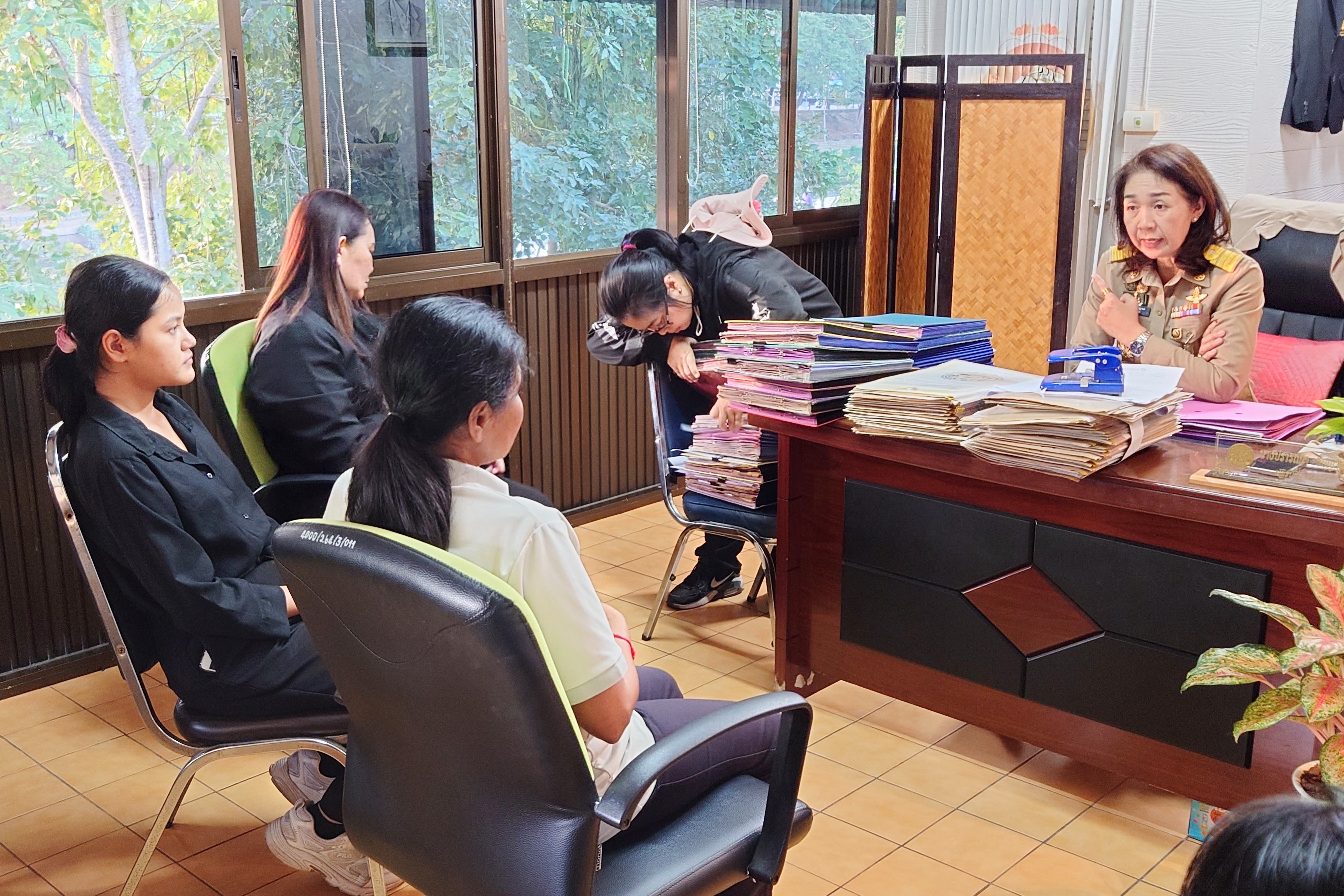 title - กพม. ลงพื้นที่ติดตามผล Smart Farmer จ.ลำพูน อินทรีย์เด่น PGS ปัง