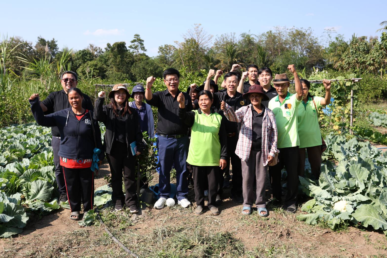 title - กพม. ติดตามผล Smart Farmer ต้นแบบเด่นมะนาวตาฮิติ นายบุญลือ จ.สุโขทัย