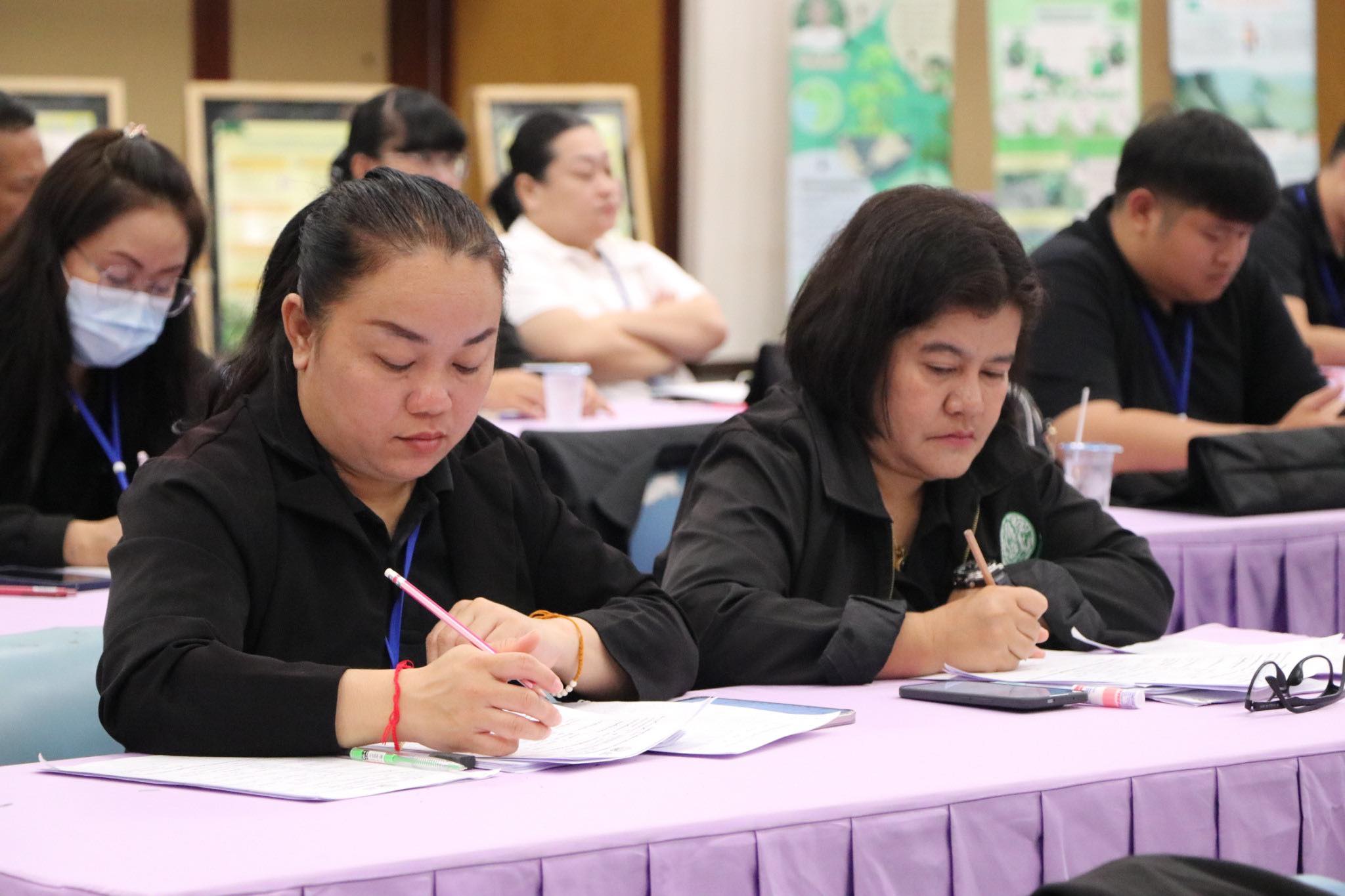 title - กอฟ. เปิดโครงการฝึกอบรมเชิงปฏิบัติการ หลักสูตร “การสร้างและพัฒนากลไกนักส่งเสริมการขับเคลื่อนเกษตรกรรมยั่งยืนในเขตปฏิรูปที่ดิน”