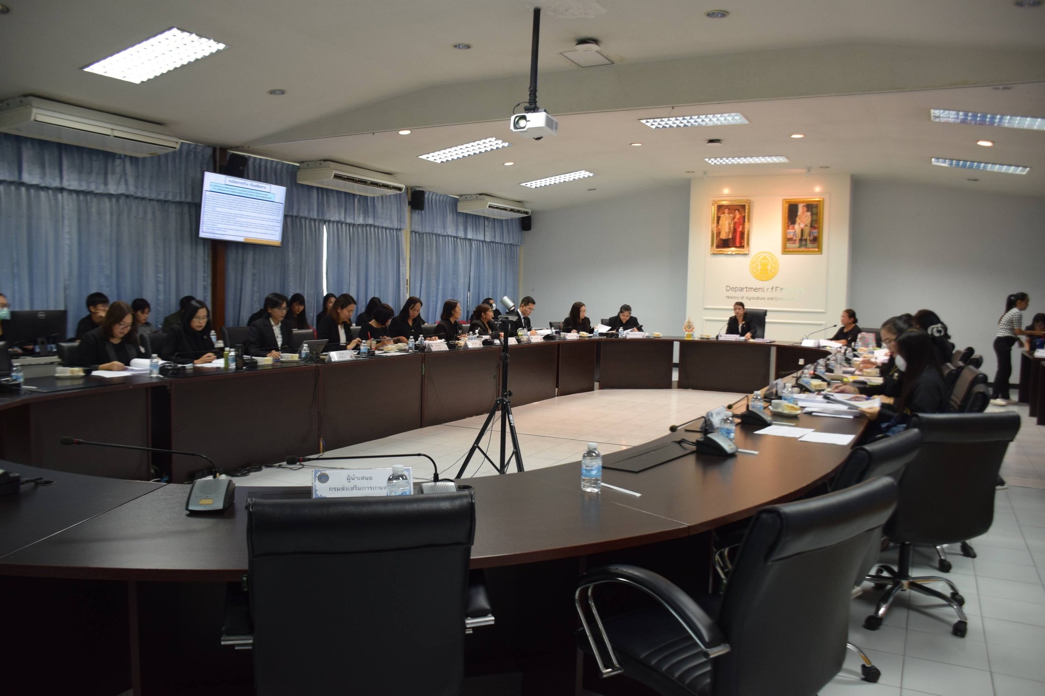 title - ส.ป.ก. เข้าร่วมประชุมคณะกรรมการพิจารณาผลการคัดเลือกสถาบันเกษตรกรดีเด่น ประจำปี พ.ศ. 2569