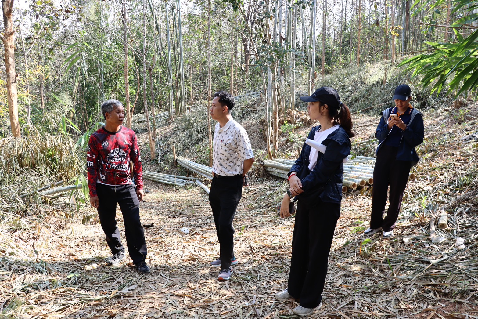 title - กพก. ติดตามผลการดำเนินงานและการใช้ครุภัณฑ์ของเกษตรกรแปลงใหญ่ไผ่ บ้านยู้ ต.จอมพระ อ.ท่าวังผา จ.น่าน