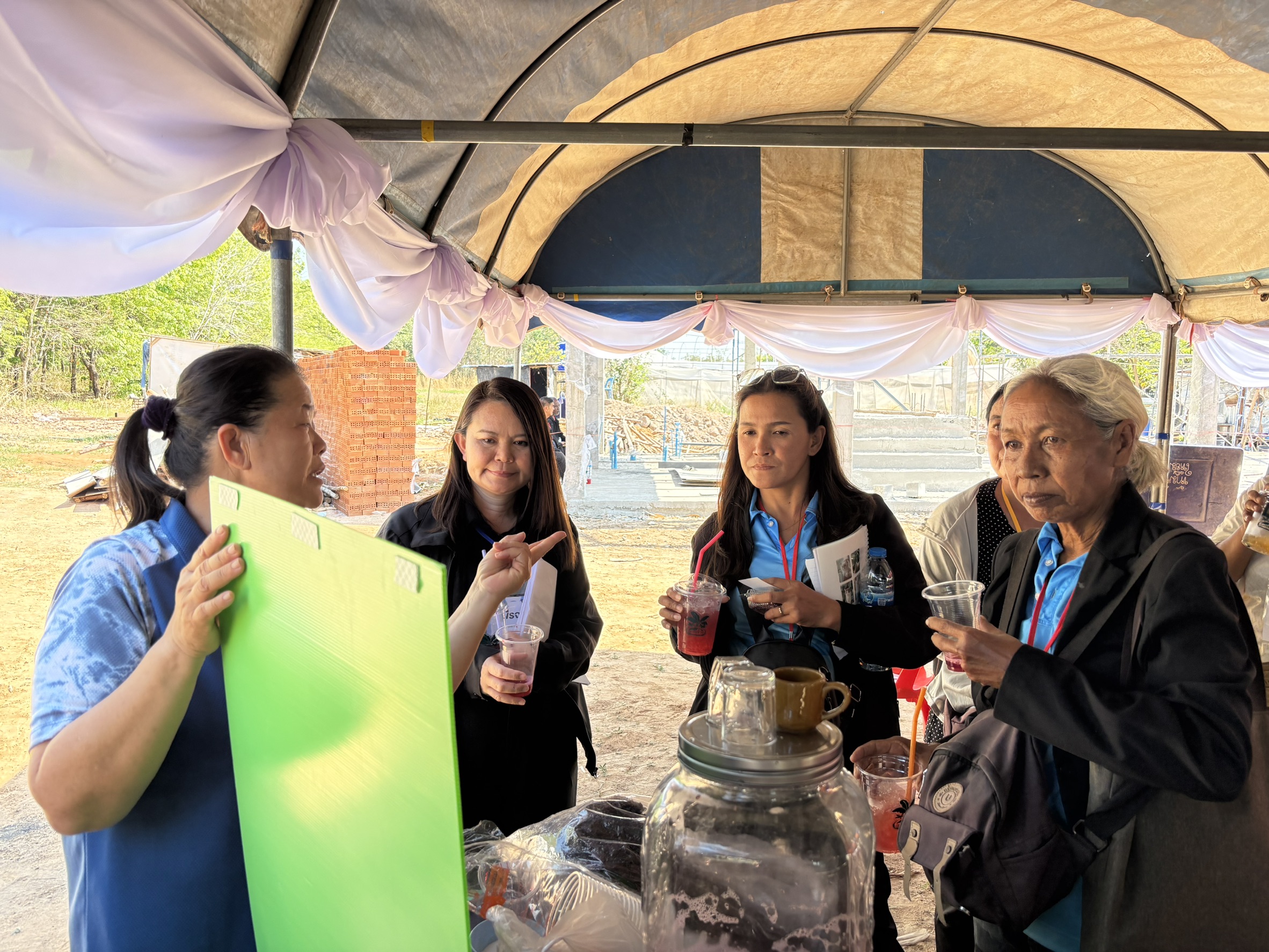 title - เกษตรกรผู้นำ คทช. ส.ป.ก. ลงพื้นที่ดูงานที่สหกรณ์ คทช. ดงกล้วย ถอดโมเดลความสำเร็จ