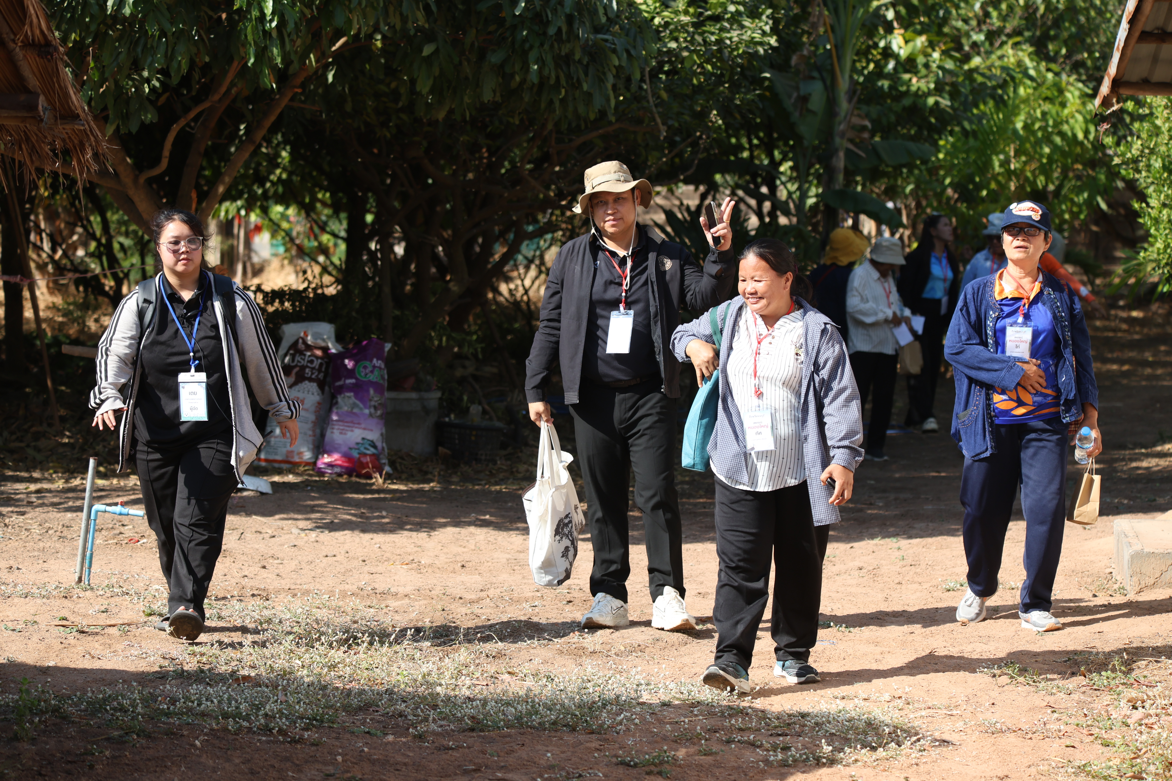 title - เกษตรกรผู้นำ คทช. ส.ป.ก. ลงพื้นที่ดูงานที่สหกรณ์ คทช. ดงกล้วย ถอดโมเดลความสำเร็จ