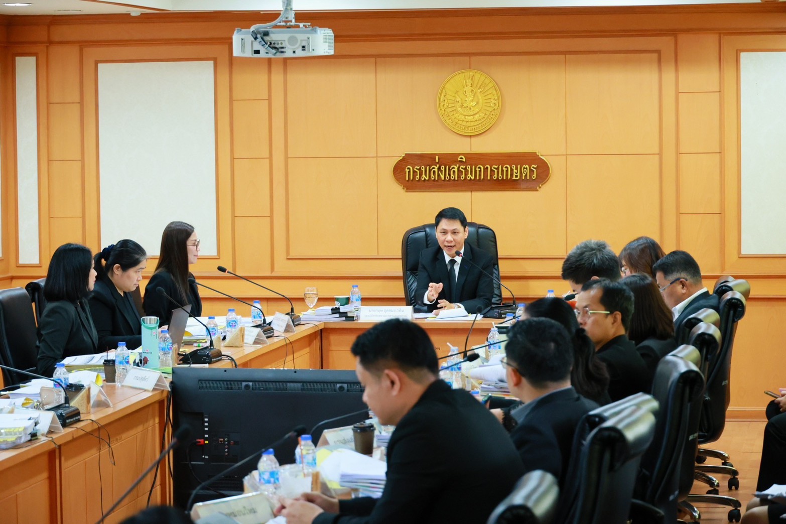 title - กพก. ร่วมการประชุมคัดเลือกเกษตรกร สถาบันเกษตรกร และเกษตรกรดีเด่นแห่งชาติ ประจำปี 2569 (ครั้งที่ 1/2569)