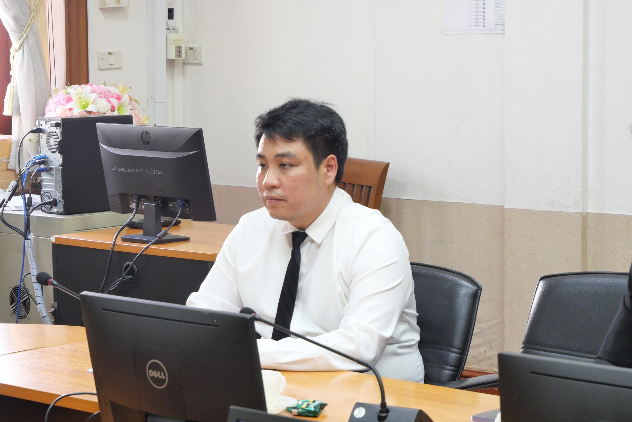 title - สพท. ร่วมประชุมหารือพัฒนาพื้นที่ด้วยระบบกระจายน้ำ และโซล่าเซลล์