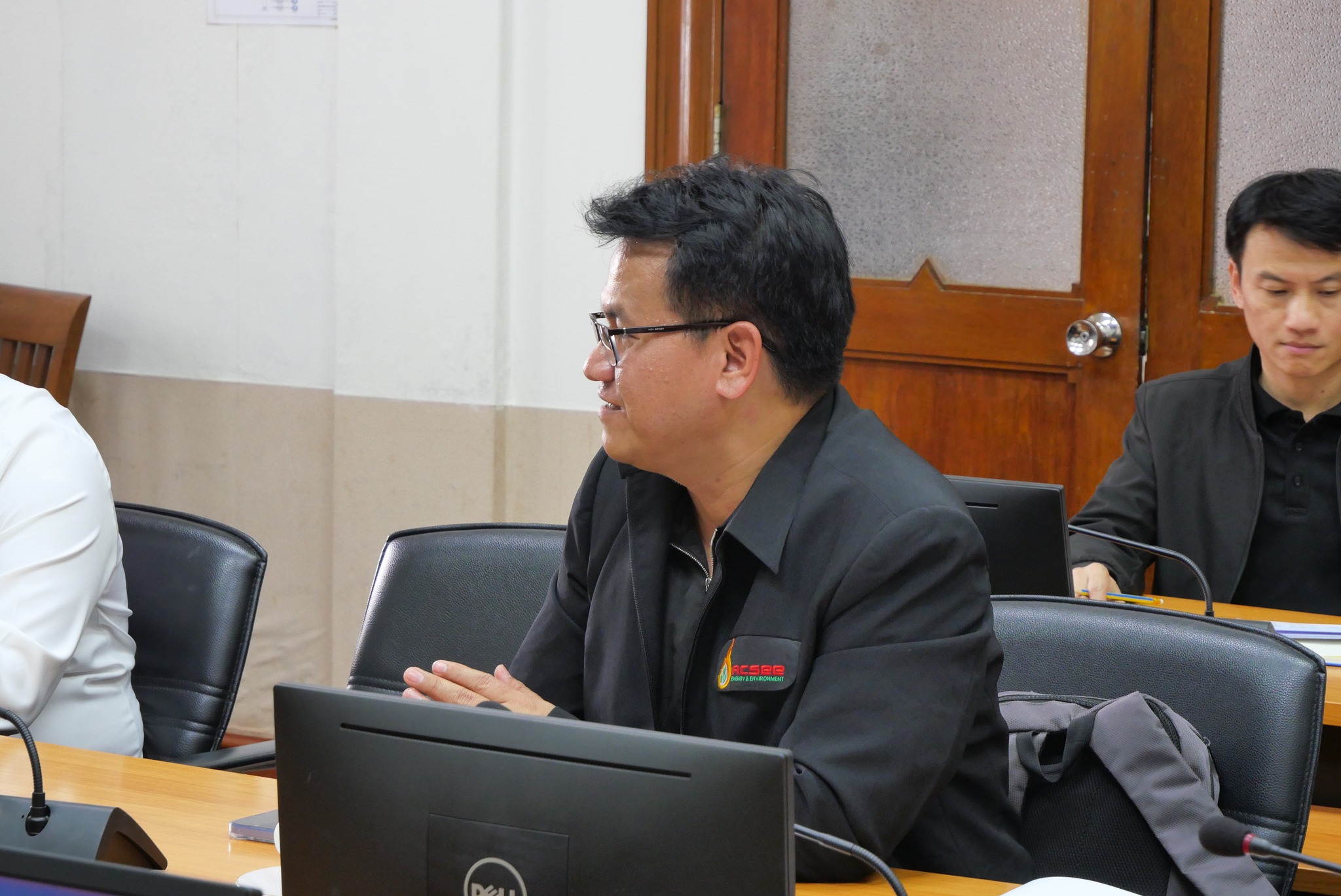 title - สพท. ร่วมประชุมหารือพัฒนาพื้นที่ด้วยระบบกระจายน้ำ และโซล่าเซลล์