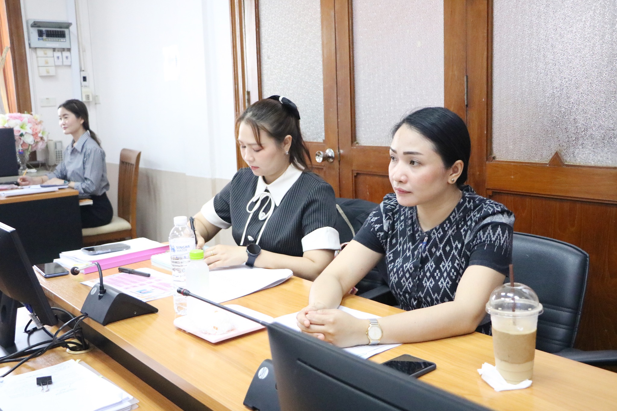 title - สพท. ร่วมประชุม คกก. กลั่นกรองการดำเนินการตามเงื่อนไขหลักของกรอบการสั่งสมประสบการณ์ ข้องข้าราชการผู้มีผลสัมฤทธิ์สูง ครั้งที่ 1/2569 