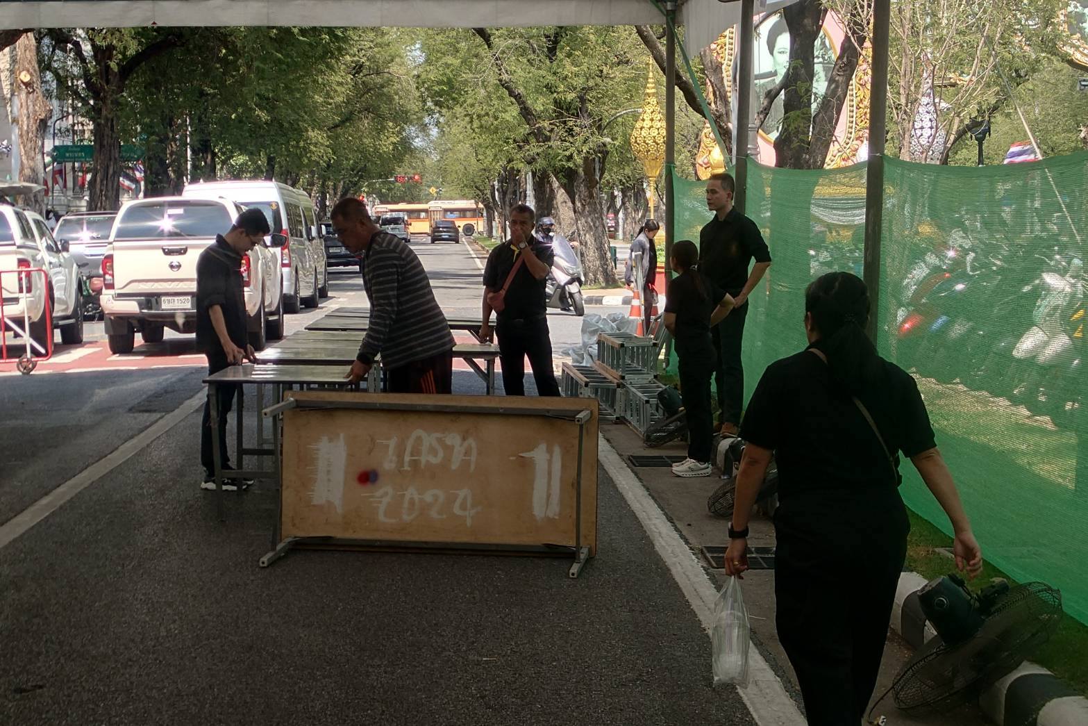 title - กพธ. เตรียมสถานที่งานวันสถาปนา ส.ป.ก. ครบรอบ 51 ปี