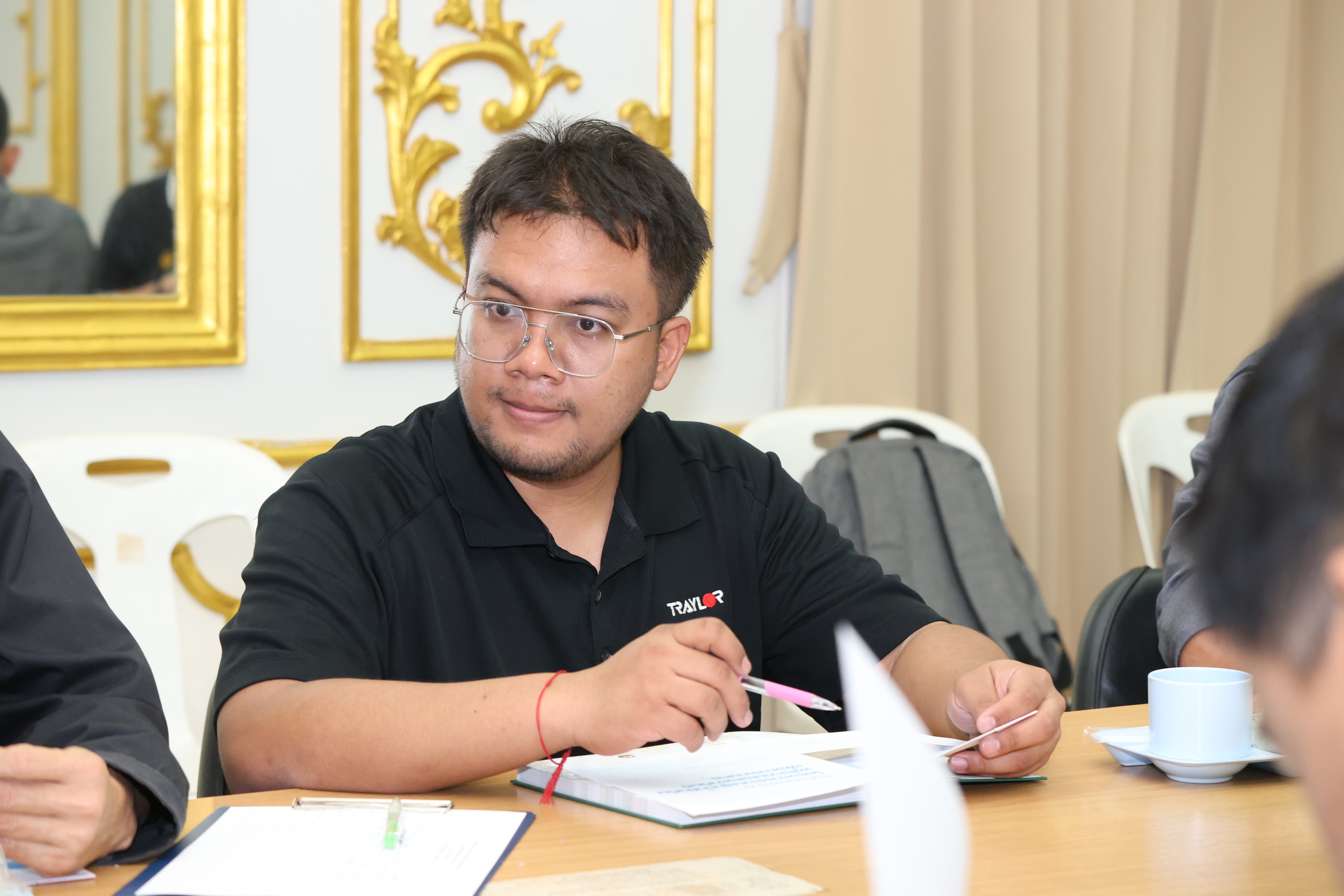 title - ส.ป.ก. หารือแนวทางการยื่นข้อเสนอโครงการเพื่อขอรับการสนับสนุนกองทุนจาก ส.กทอ. ประจำปี 2569