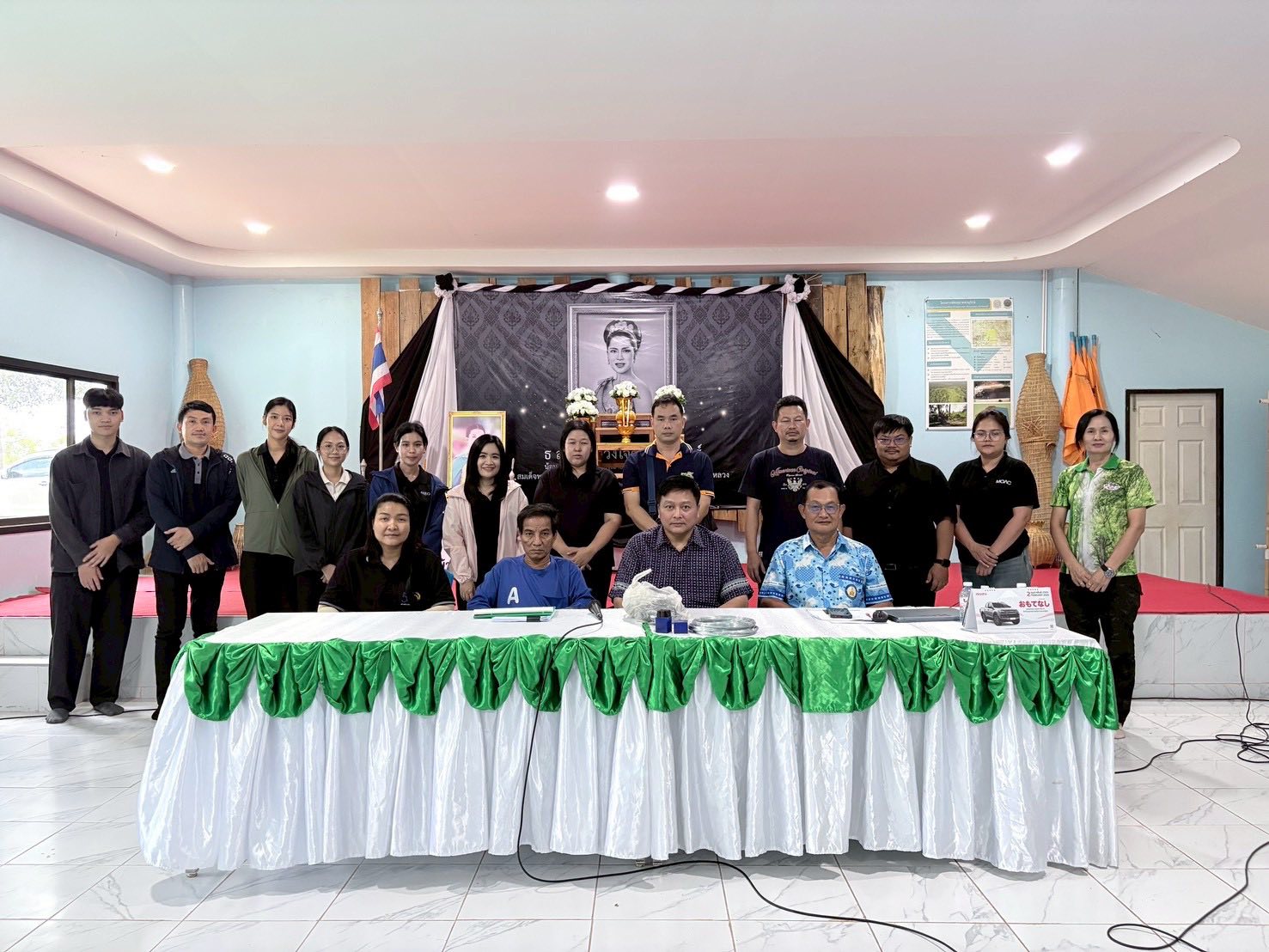 กอฟ. และ ศทส. ร่วมปฏิบัติงานโครงการจัดทำฐานข้อมูลลักษณะจำเพาะของต้นไม้ในเขตปฏิรูปที่ดิน จ.ชลบุรี