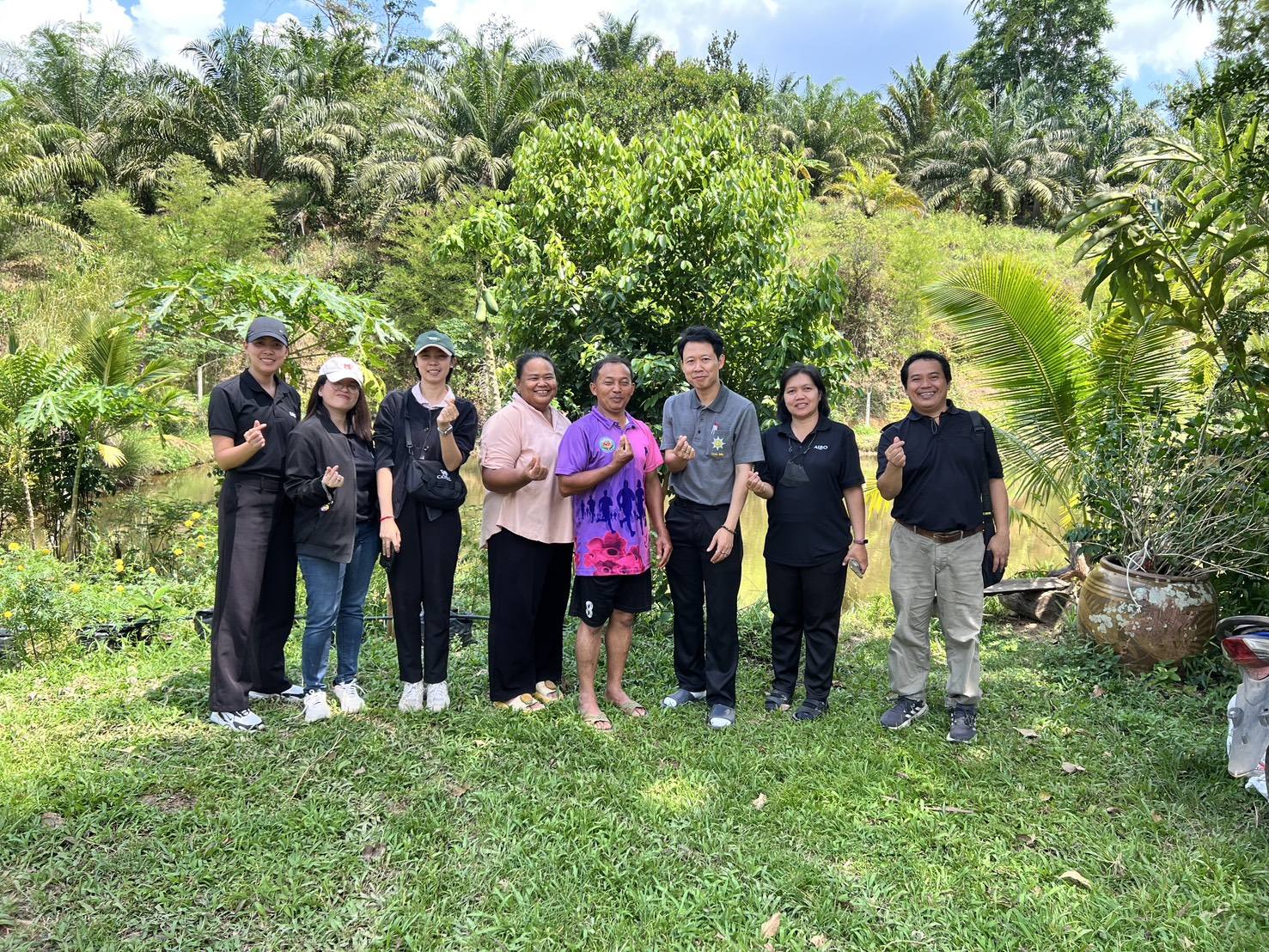 กพก. ลงพื้นที่แปลงใหญ่พืชผักสมุนไพร ต.คลองชะอุ่น อ.พนม จ.สุราษฎร์ธานี