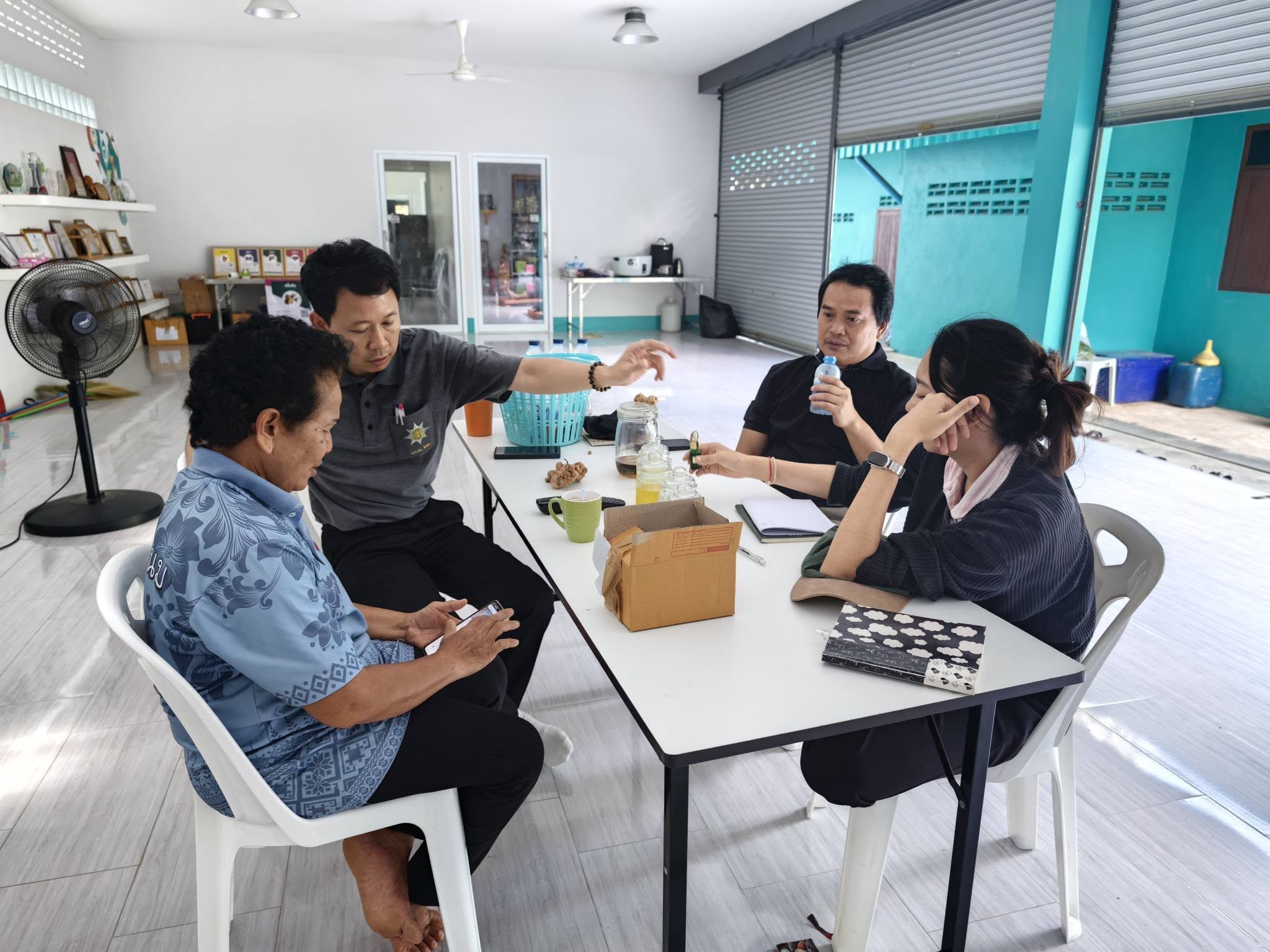 title - กพก. ลงพื้นที่แปลงใหญ่สมุนไพร ตำบลต้นยวน อำเภอพนม จังหวัดสุราษฎร์ธานี