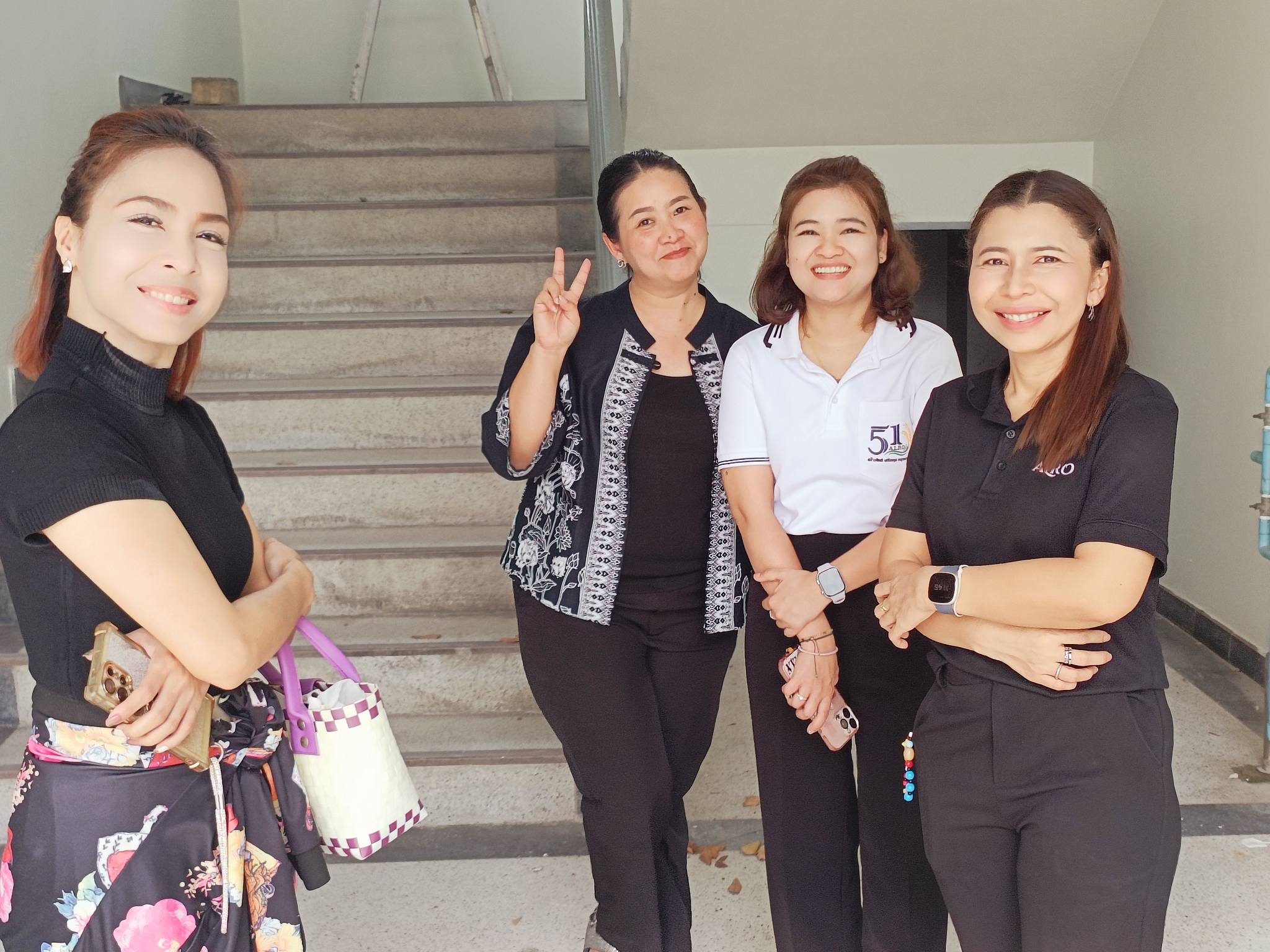 title - จากประดิพัทธ์ สู่ บางไทร : รองเลขาฯ นำทีม สพท. สำรวจพื้นที่อพยพที่ทำการชั่วคราว