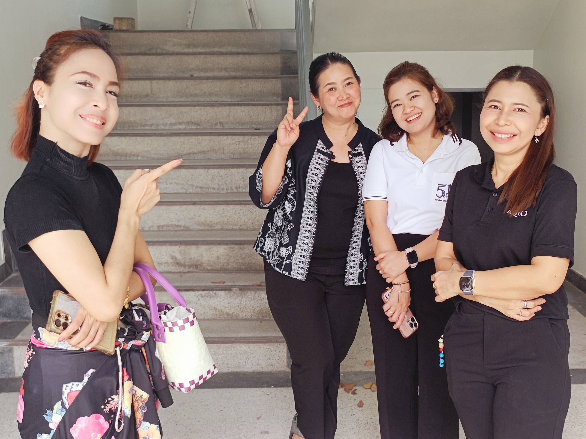 title - จากประดิพัทธ์ สู่ บางไทร : รองเลขาฯ นำทีม สพท. สำรวจพื้นที่อพยพที่ทำการชั่วคราว