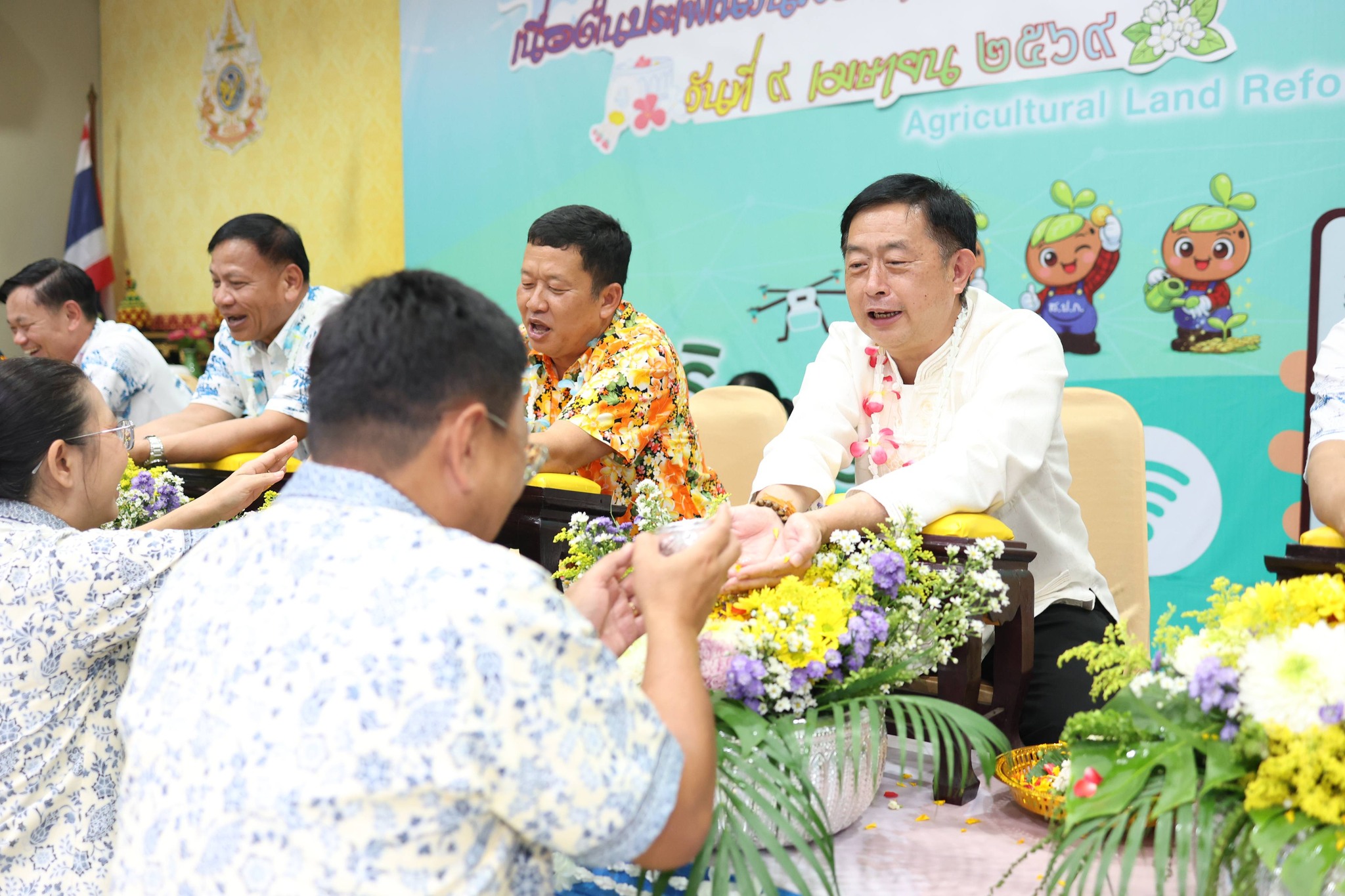 title - สพท. ร่วมประเพณีวันสงกรานต์ ประจำปี 2569 สรงน้ำพระ รดน้ำขอพรผู้ใหญ่ชื่นมื่น