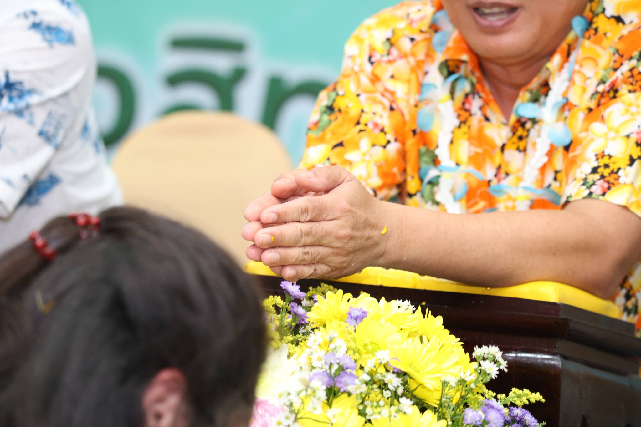 title - สพท. ร่วมประเพณีวันสงกรานต์ ประจำปี 2569 สรงน้ำพระ รดน้ำขอพรผู้ใหญ่ชื่นมื่น