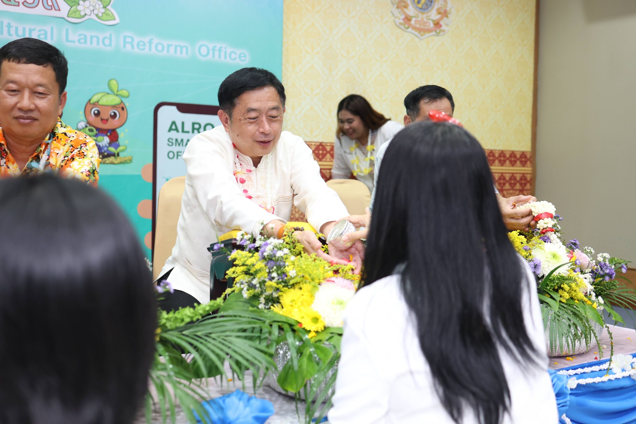 title - สพท. ร่วมประเพณีวันสงกรานต์ ประจำปี 2569 สรงน้ำพระ รดน้ำขอพรผู้ใหญ่ชื่นมื่น