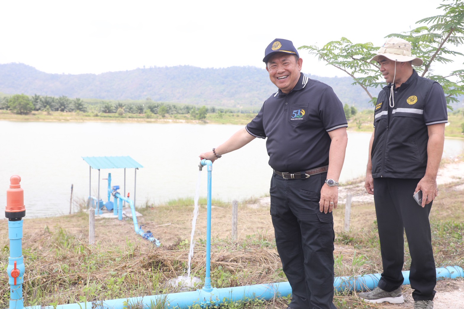 title - สพท. ร่วมรับมอบโครงการระบบสูบน้ำพลังงานแสงอาทิตย์ พื้นที่ คทช.เขาซก จ.ชลบุรี